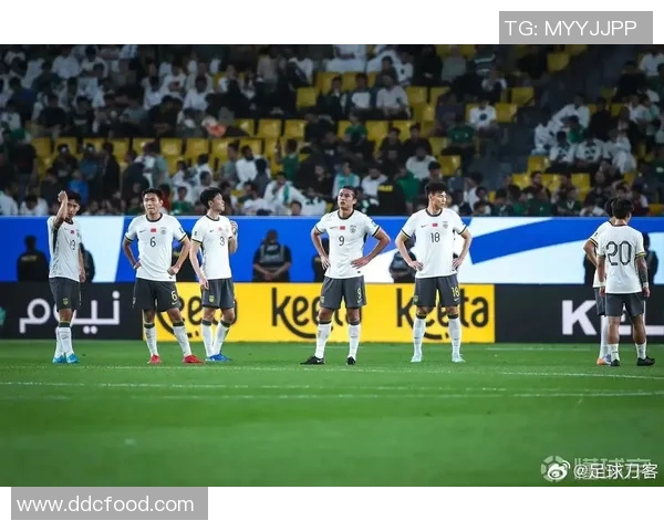 沙特传奇足球明星的辉煌成就与影响力解析